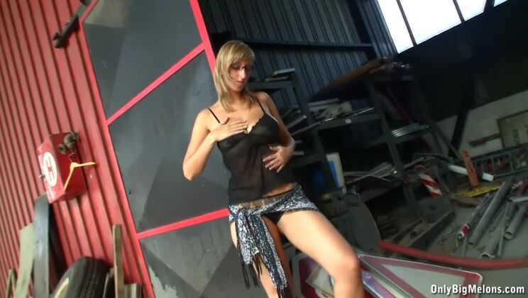 Shelby Moon Boobs Fun In Factory