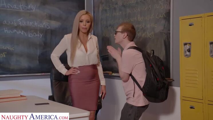 Nina Elle: Banging the Class Abuser / March 14, 2020