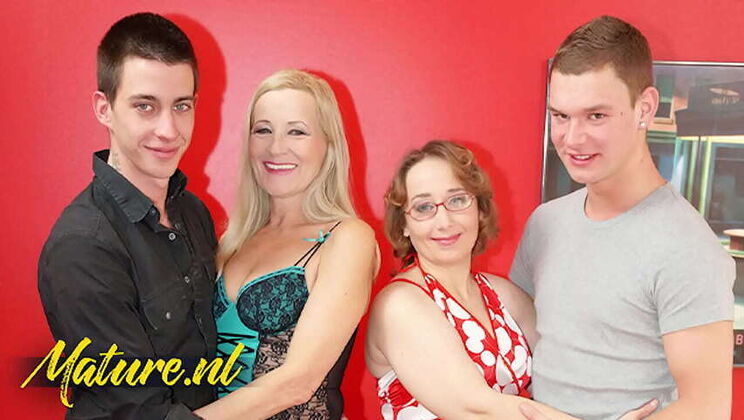 Mature Blondes Crave Two Men's Anal Invasion