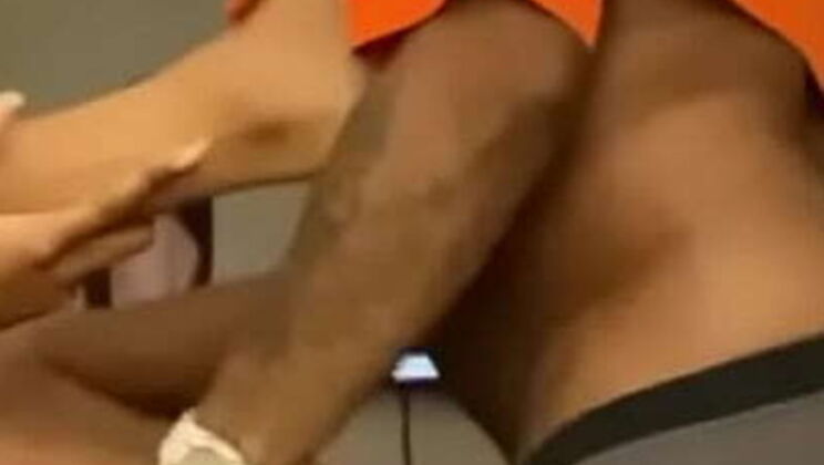 Hot Amateur Ebony MILF Fucks BBC on Best Friend's Bed