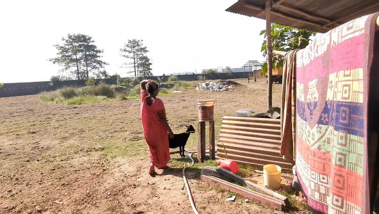 Deluwara Bhabhi Hot Hindi Audio Sex with Husband at Home - HD Video