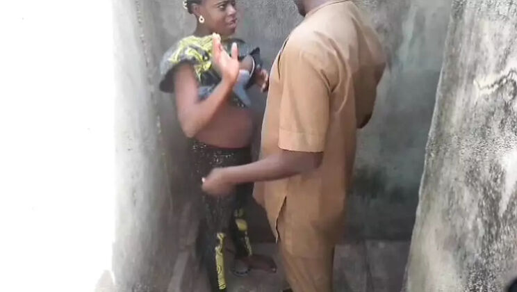 Neighbor's Wife Secret Fuck - Desi Bhabhi Anal & Doggy Style