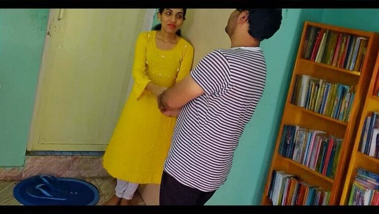 Indian Village Teen Fucks in Office for the First Time - Tight Pussy MMS Leak