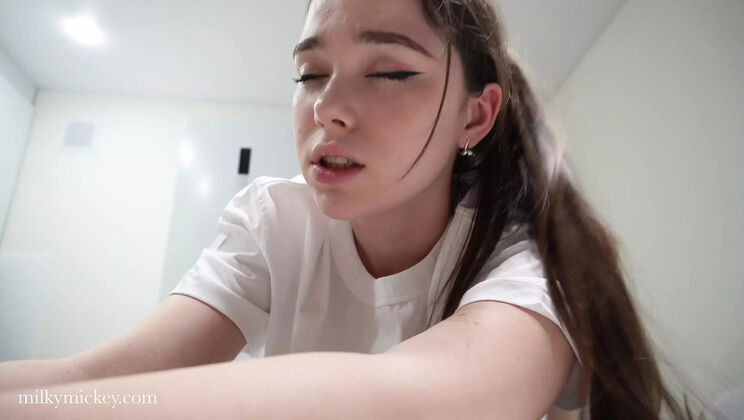 Young Stepmom Fucks Hard on Kitchen Table - Rough Homemade Sex with Arina Love