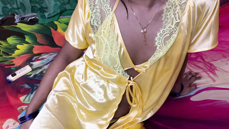 Hot Bengali Boudi Cheating Affair - Romantic Sex in 4K with Close-Up Action