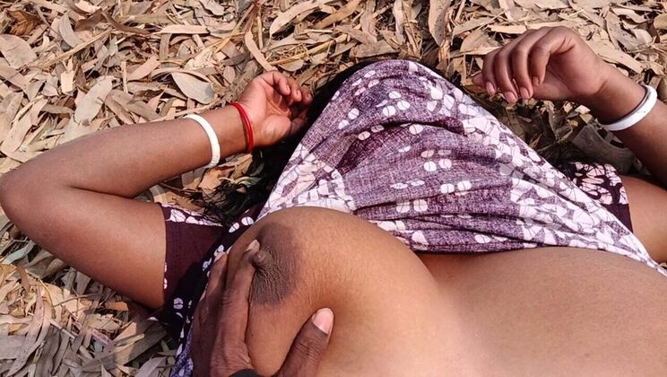 Desi Bhabhi Outdoor Fuck - Yousokhona Hot Indian Sex