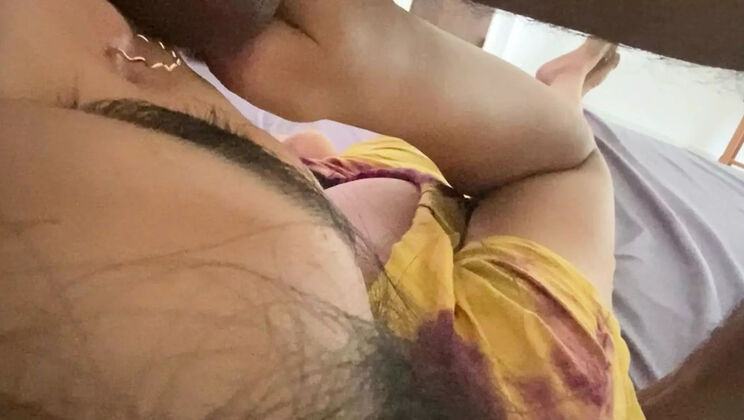 Tamil aunty with big boobs fucks handsome young guy - homemade romance