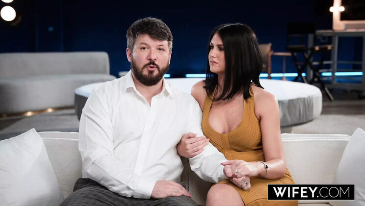 Horny Wife Sienna Rae Takes Double Penetration While Hubby Watches - Anal & Facial Fun!
