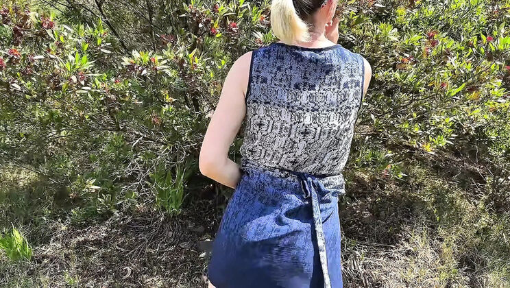 Blonde MILF EvaGreyZ Smokes and Flashes Her Pussy in Public