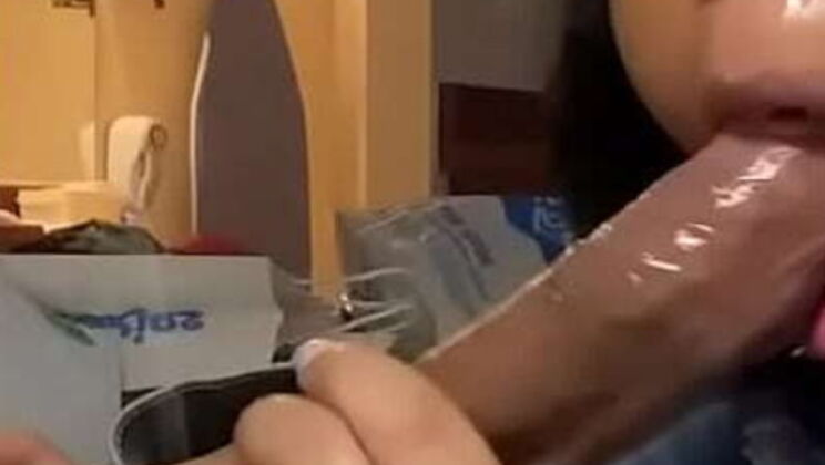 GakTrizzy Gets Deep Throat by Money2Wet - BBC Slut in Vegas