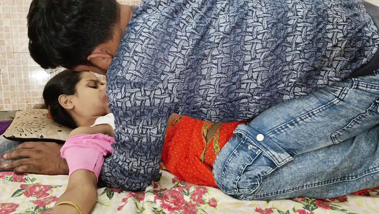 Bangla Hot Sex Video - Desi Bhabhi Fucks Devar in Doggy Style - Easypron XXX