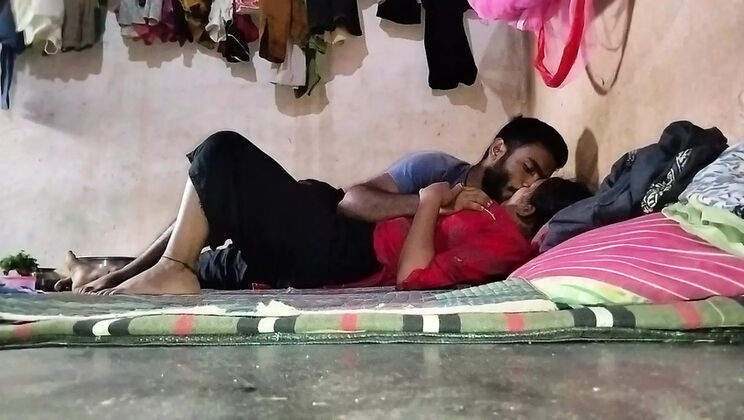 Desi Indian Husband Wife Full Sex Video - Hot Blowjob & Cumshot