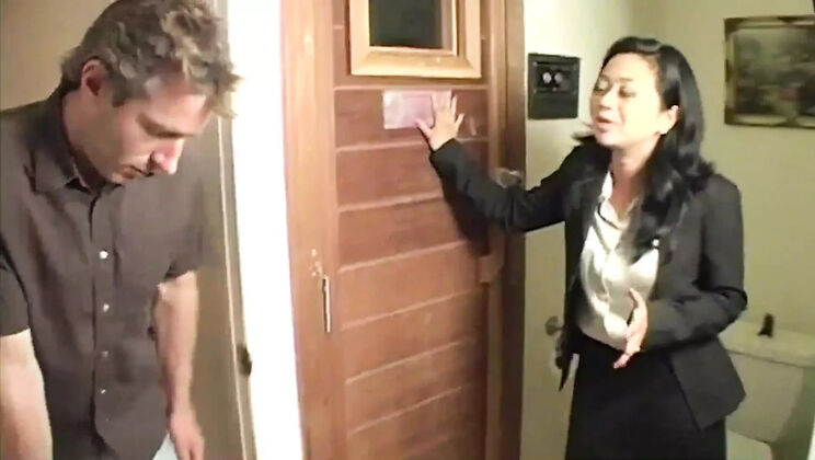 Filipina MILF Seduces Young Boss - Hot Asian Cougar Fuck