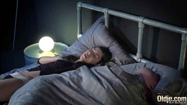 Teen sucks fat cock deepthroat and swallows hot cumshot