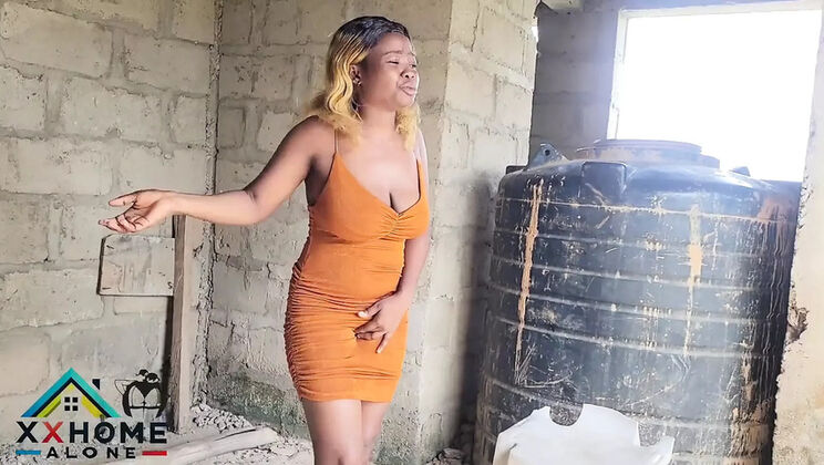 Ghetto Barbie Gets Horny and Craves BBC in Outdoor Hardcore Fuck