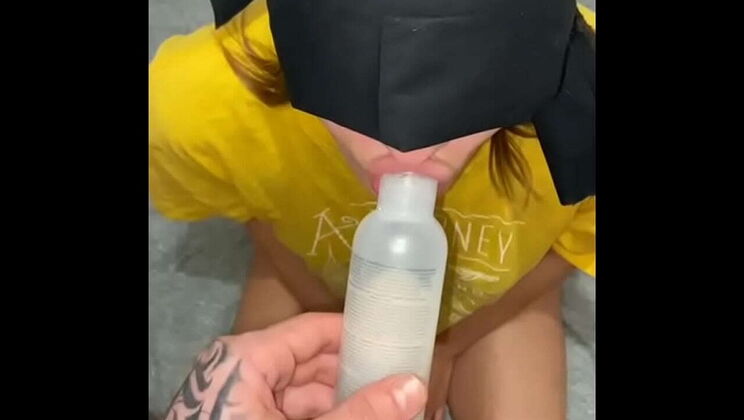 Nikimayer Gives Hot Blowjob to Big Cock