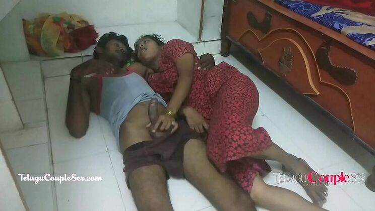 Desi Telugu Couple Nitya & Ranesh Hardcore Fucking on Floor - Indian Homemade Sex