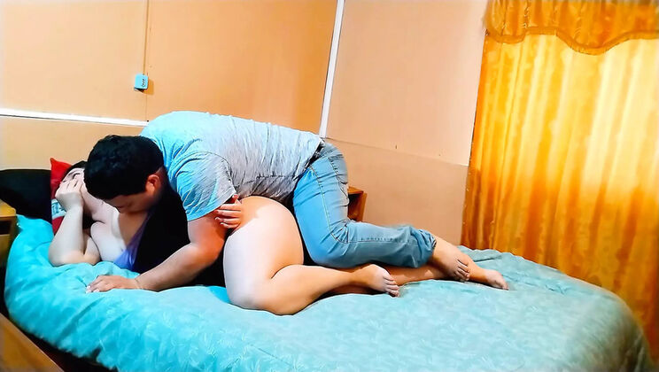 My BBW Stepmom Kelly Fucks Me While Her Cuck Husband Is Away - Real Homemade Sex