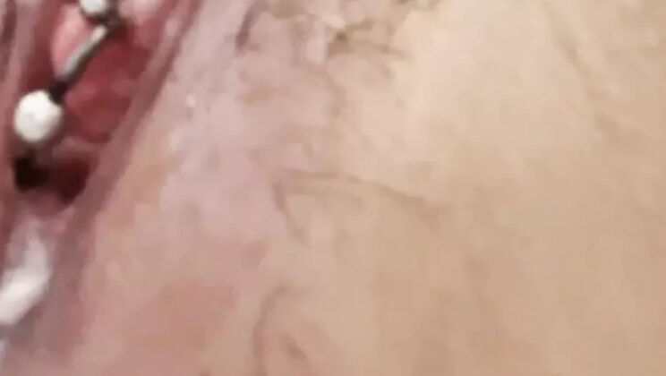 Amateur Japanese Ayakkyu's First Time - 3cm Stick Urethra Insertion Close-Up