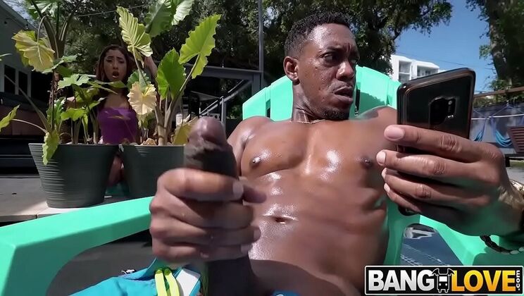 Kira Perez Blowjob and Hardcore Fuck with BBC Cumshot