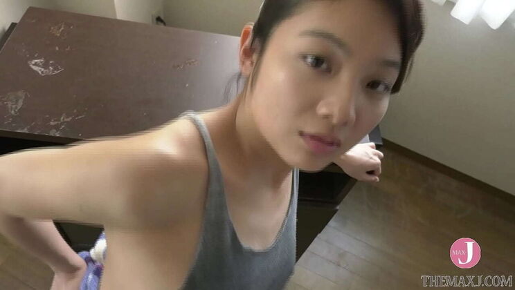 Tsukasa Kanzaki uncensored riding machines - hot Japanese babe with innocent face and sexy booty