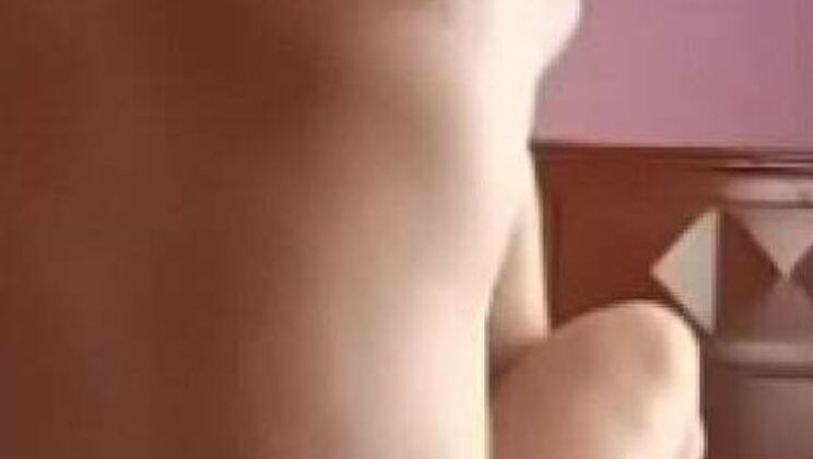 MILF loves to suck cock and get fucked hard