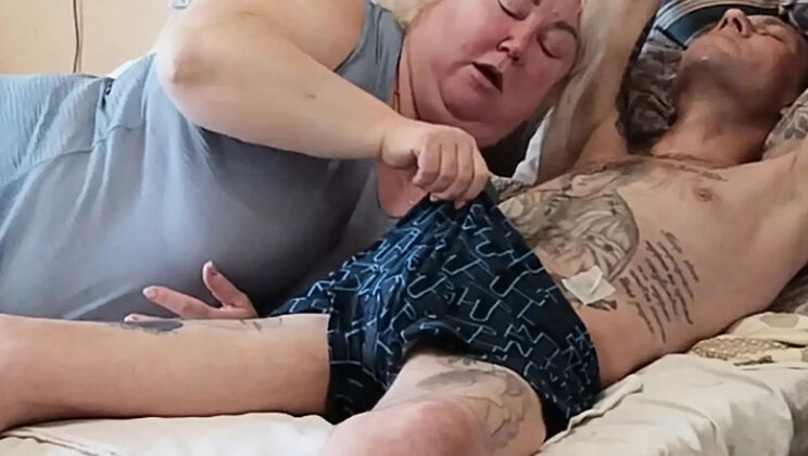 Step Mom MILF Sucks Dick Before Work For Dessert Cum In Mouth Swallow