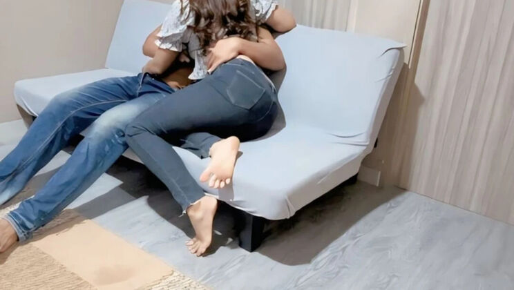 Clarelia & Jamsen Pick Up Young Indonesian Girls For Hotel Sex - Tight Pussy Blowbang & Brutal Doggy