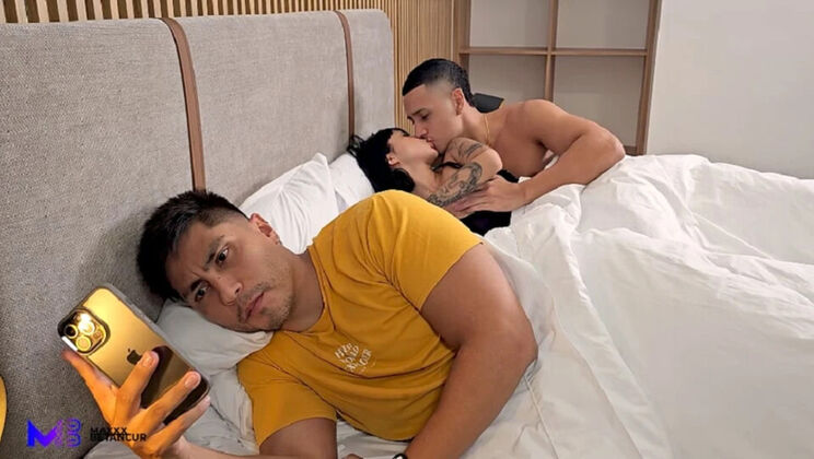 Colombian Cuckold Wife Luna Vitaler Secret Fuck With Husband's Friend Max Betancur - Rough Doggy Style & Big Cock Action