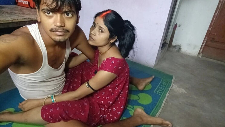 Indian Desi Bhabhi Rinki559 Home MMS Hindi Sex with Blowjob and Doggy Style