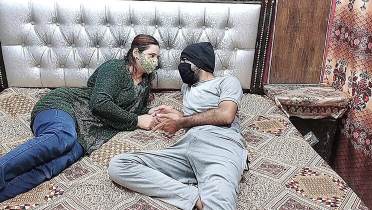 Indian Desi Bhabhi Caught Fucking Her Lover - Hindi Audio Desi Sex Scandal