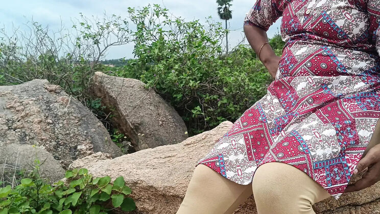 Indian College Students Outdoor Blowjob Roleplay with Inba and Laxi Ammu