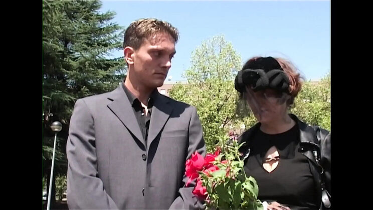 Mature Slut Fucked Hard By Young 19 Year Old Guy Outdoor - Big Tits Blowjob Amateur Homemade