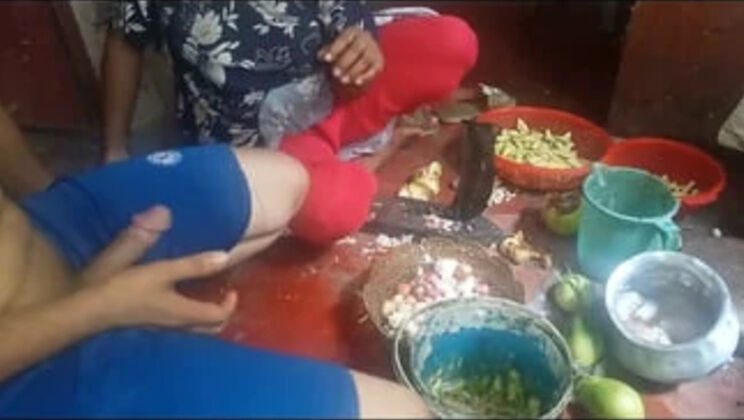 Desi Bhabi Nude with BF - Homemade Bengali Village Sex