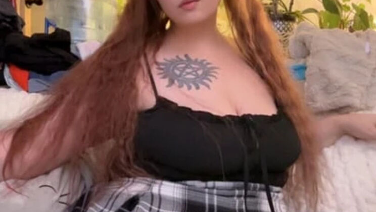 Lady Cyanide Red Bull Anal Riding Solo Masturbation