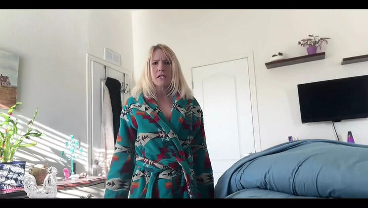 Stepmom Jane Cane Blowjob and Riding Big Booty MILF in HD