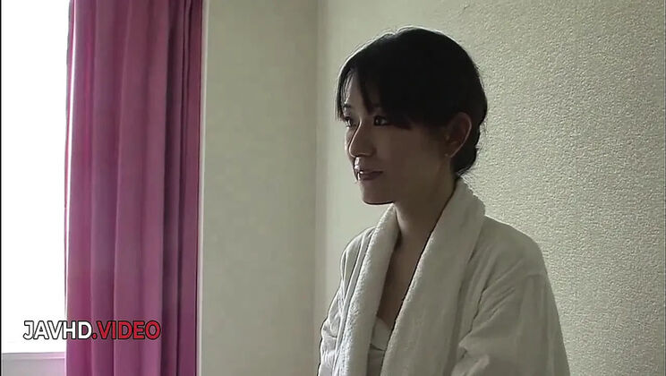 Wild Asian Cougar Manami Komukai Hot Threesome Blowjob Action