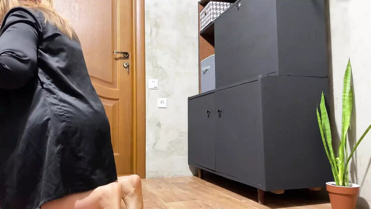 Stepmom's Sweet Pie - Homemade MILF Fuck with Big Saggy Tits and Doggystyle Cumshot