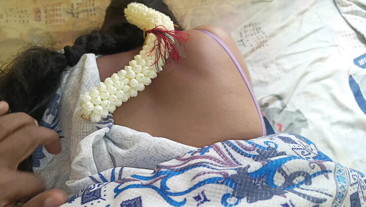 Hot Housewife Pussy Licking and Doggy Style Fuck - Homemade Tamil Aunty Role Play