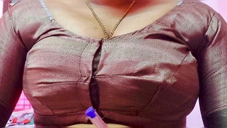 Desi Bhabhi Big Boobs Cheating with Best Friend's Son - Indian MILF Hot Sex