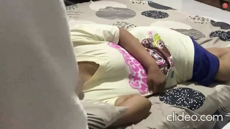 Indian Cute Couple Fucks in Boss Office - Arabicqueen Big Natural Tits & Huge Booty