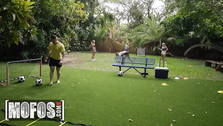 Horny Blonde Mimi Monet Fucks Hard in Public - Big Tits Cowgirl Ride & Blowjob