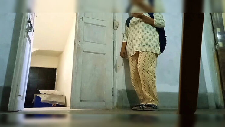 Indian Desi Student Viral Video - Amateur College Girl Doggy Style Sex with Tight Pussy