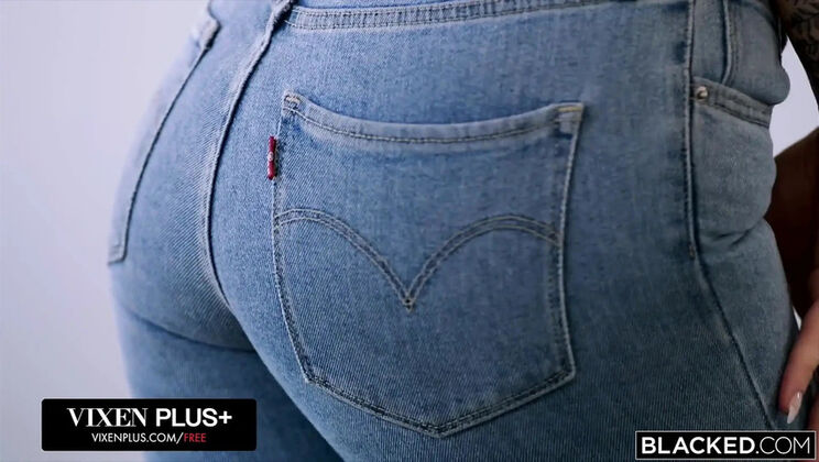 Influencer Luna Skye Takes Jason Luv's BBC in Doggy Style & Gets Creampie - Blowjob Facial HD