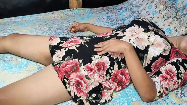 Hot Tamil Bhabhi Neighbor Fucks My Tight 18 Year Old Pussy - Real Homemade Indian Sex & Big Booty