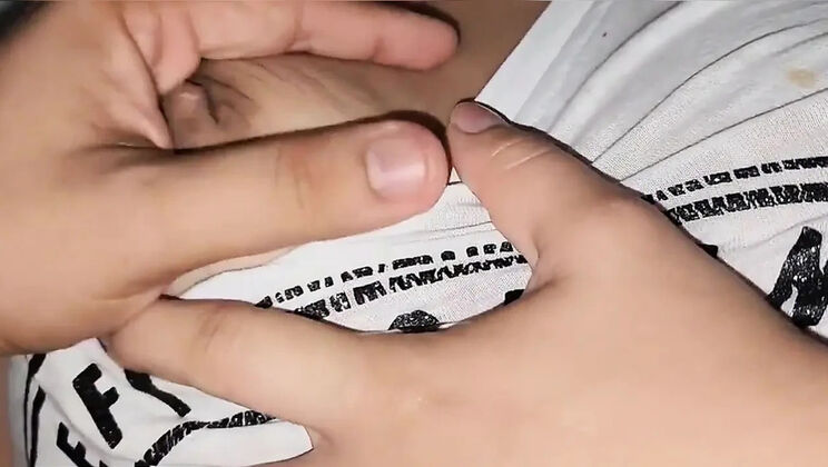 Amateur Latina Cheating On TV With Sister In Law - Hairy Pussy Homemade Sex