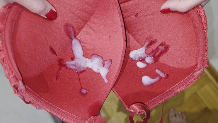 Amateur Ukrainian Wife CherryDream Huge Cumshot in Bra Cups After Blowjob Titjob