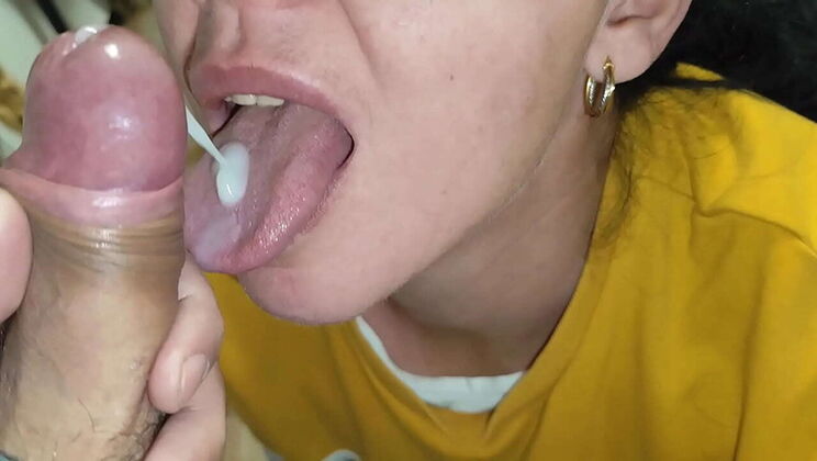 Married MILF Winonnaw Sloppy Blowjob & Cum in Mouth - Don't Cum Inside Me!