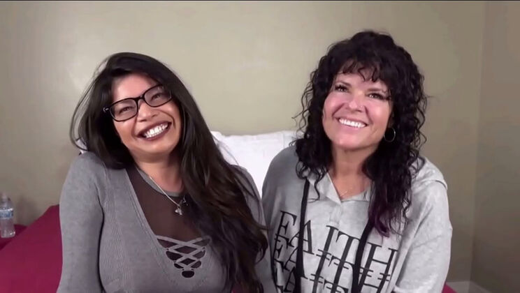 Desperate Amateurs - College Babes Isabella Flames & Emma Shay Take Big Hard Cock