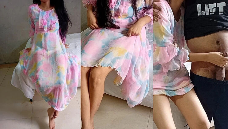 Desi Girlfriend Sexy Hotel Fuck - Amateur Indian Couple Doggy Style & Cowgirl